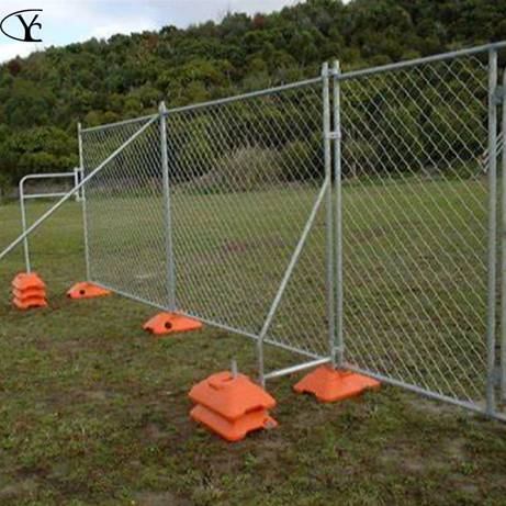 Mobile fence