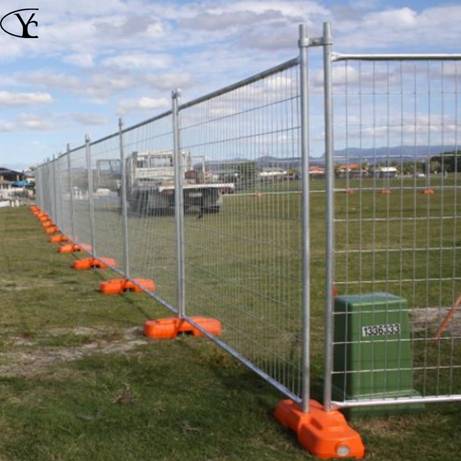 Mobile fence