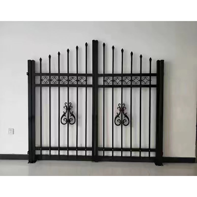 Aesthetic and Functional Iron Gates