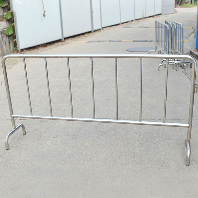 Stainless steel temporary fence delivery