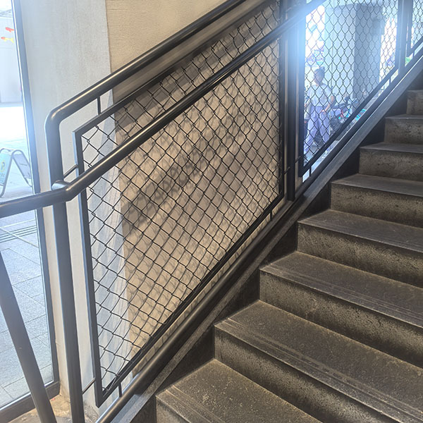 Here's Another Way to Use Chain-Link Fencing