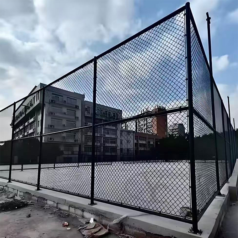 Chain link fence  -Use diagram